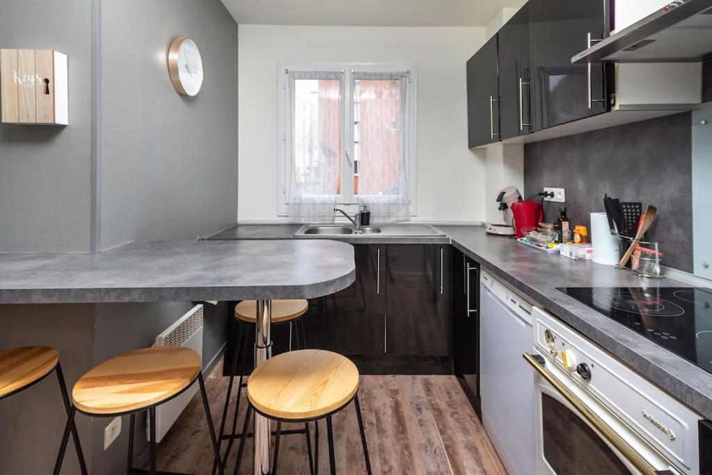 Duplex Cosy Et Contemporain Avec Parking Prive Διαμέρισμα Αμιάν Εξωτερικό φωτογραφία